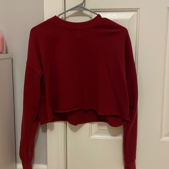 Red cropped crewneck - Picture 1 of 2